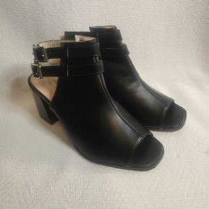getmorebeauty black bootie chunky heels peep toe Size 5 2.75" heel